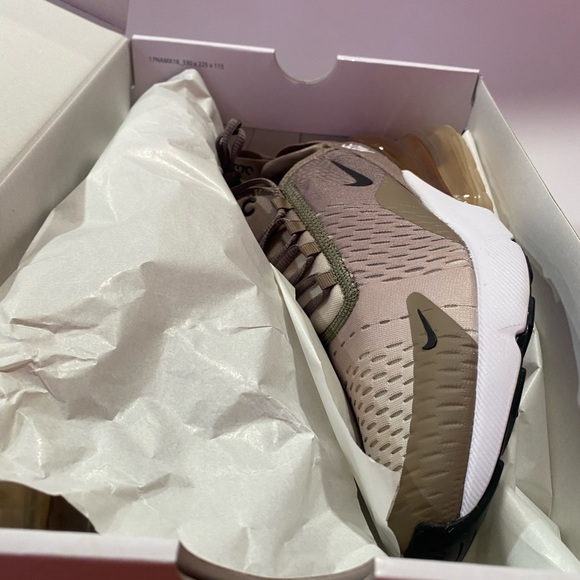 Nike Air Max 270 Festive Brown Sneakers - Picture 10 of 10